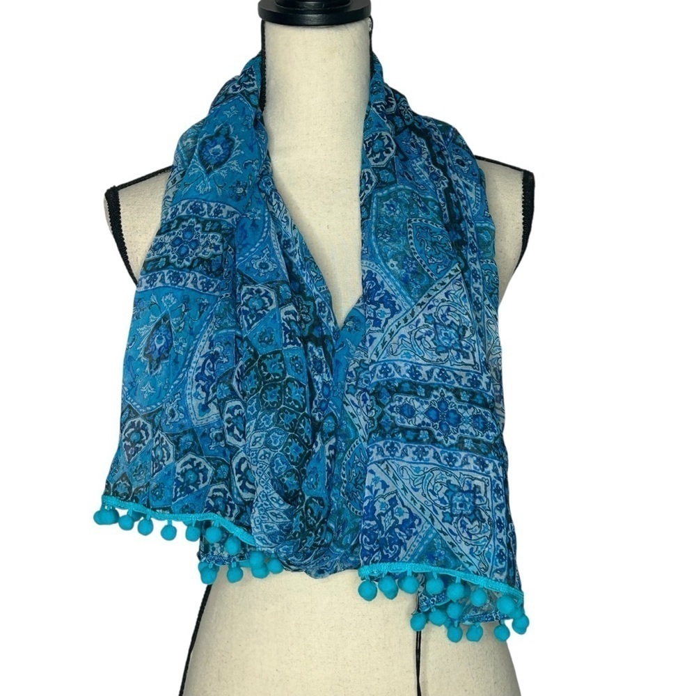 Chaser Women's Printed Pom Pom Sarong/Scarf/Shawl Blue - Picture 3 of 9
